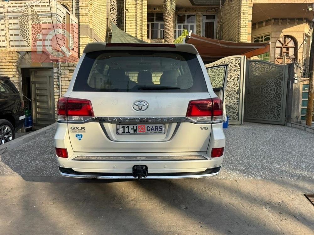 تويوتا لاندكروزر